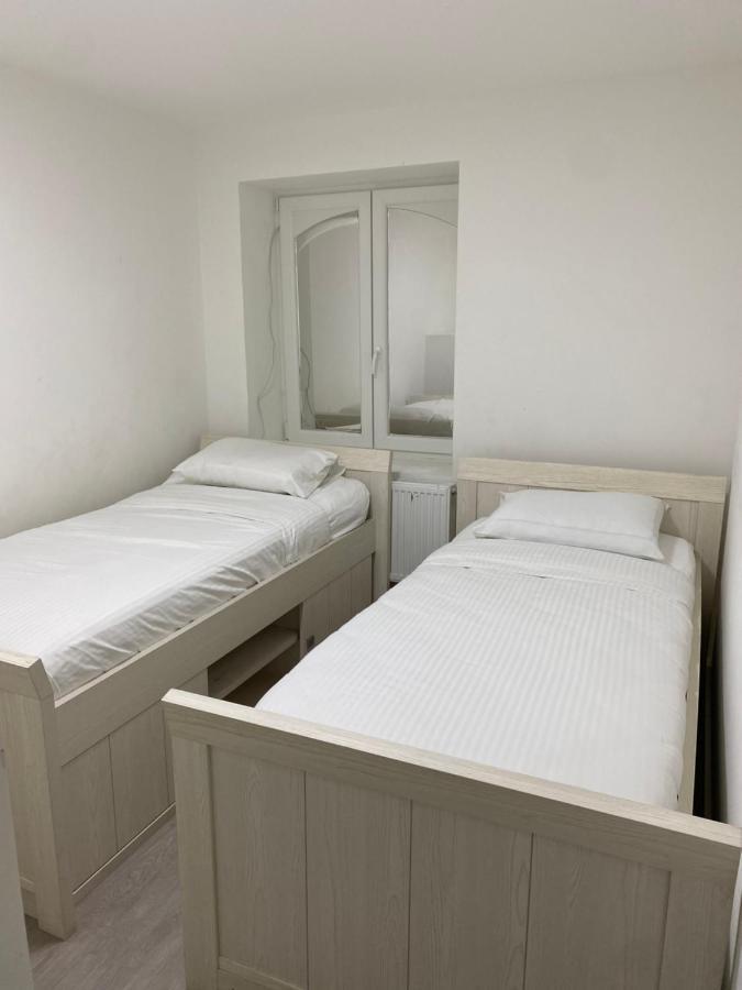 Appartement Deux Chambres Pres De Atomium Brussels Ngoại thất bức ảnh